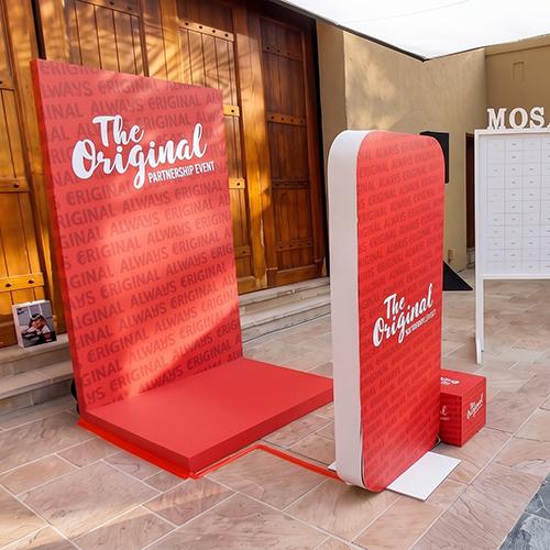 CLASSIC PHOTO BOOTH DUBAI, TRADITIONAL BOOTH HIRE UAE, WEDDING PHOTO BOOTH, CORPORATE EVENT BOOTH, INSTANT PRINT BOOTH, HD PHOTO BOOTH, REASONABLE PHOTO BOOTH